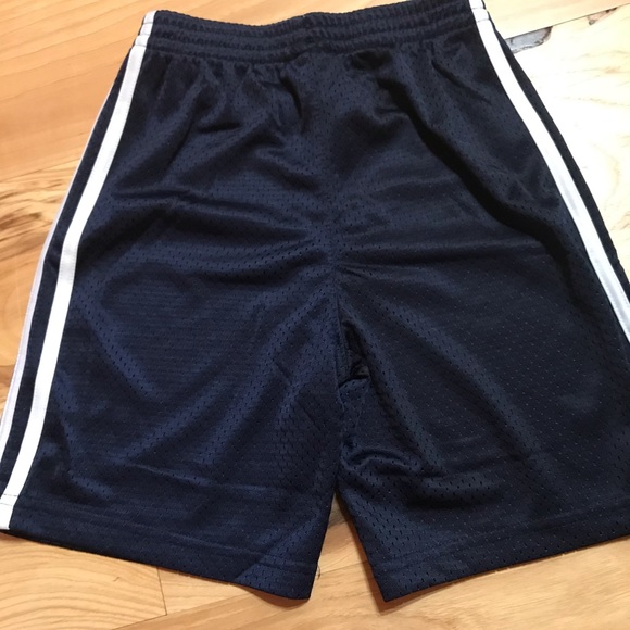 3/15 Boy’s Shorts - Picture 4 of 4